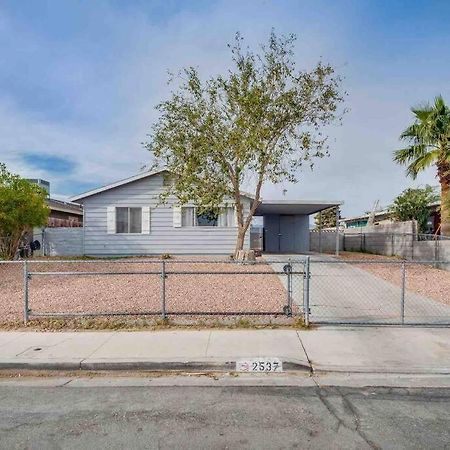 Cozy Home! 16 Min Away From Strip And Fremont Las Vegas Esterno foto