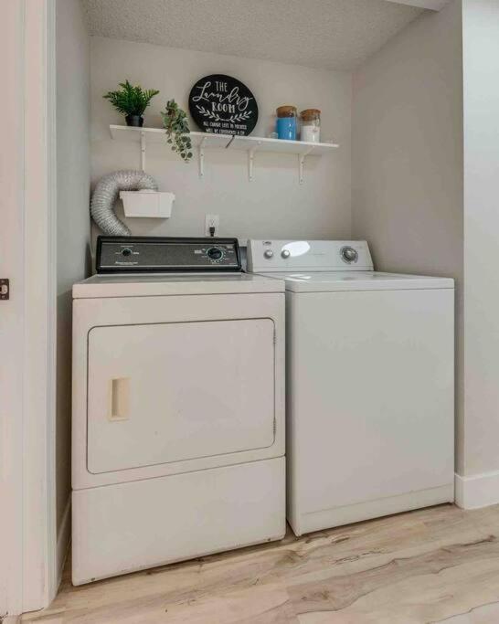 Cozy Home! 16 Min Away From Strip And Fremont Las Vegas Esterno foto
